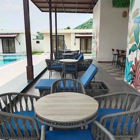Villa Amore Farms Kukas Jaipur Extérieur photo
